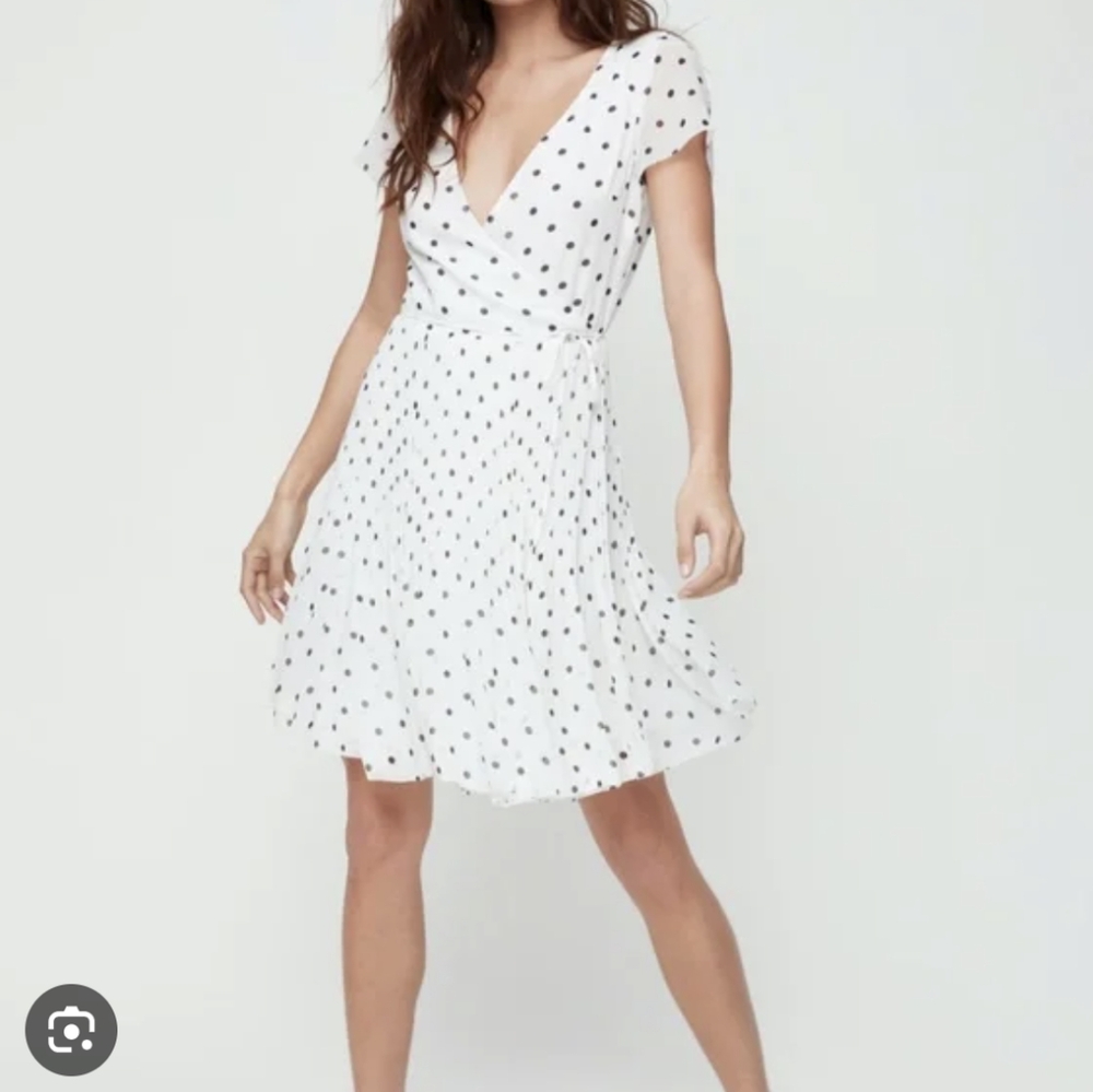 Aritzia Wilfred Beaune Black and White Polka Dot Dress